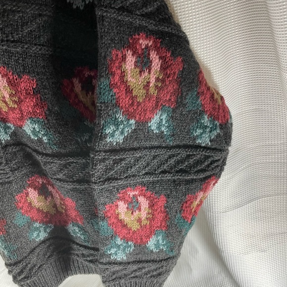 Eddie Bauer sweater black and multicolored floral print - Picture 3 of 9